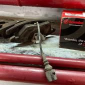 передние тормозные колодки Брембо на Фольксваген Пассат