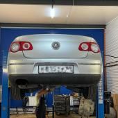 фольксваген пассат на подъемнике