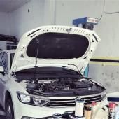 Фольксваген Пассат в техцентре на обслуживании