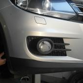 демонтаж противотуманной фары Фольксваген