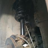 Замена переднего амортизатора Фольксваген Гольф Плюс