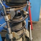 Замена передних пружин Фольксваген Гольф Плюс