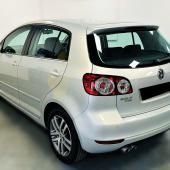 Фольксваген Гольф Плюс после замены радиатора в автотехцентре