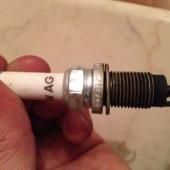 старая свеча зажигания