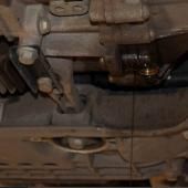 Тигуан на подъемнике вид снизу