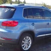 Фольксваген Тигуан на улице