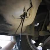 слив старого моторного масла