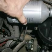 залив масла в МКПП