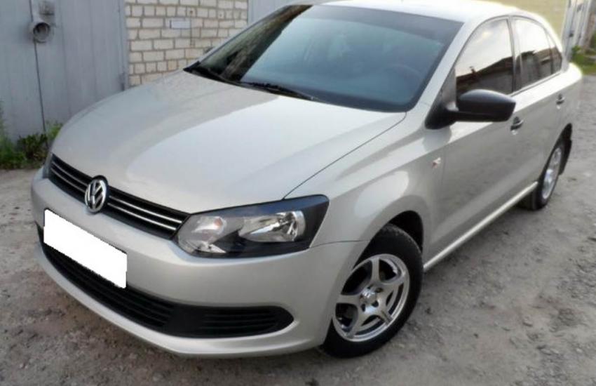 серый Фольксваген