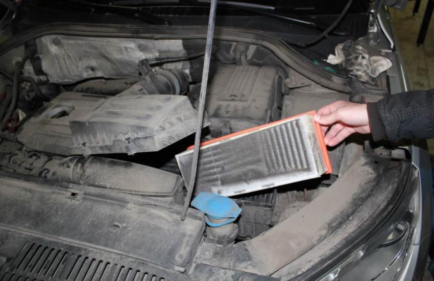 старый воздушный фильтр