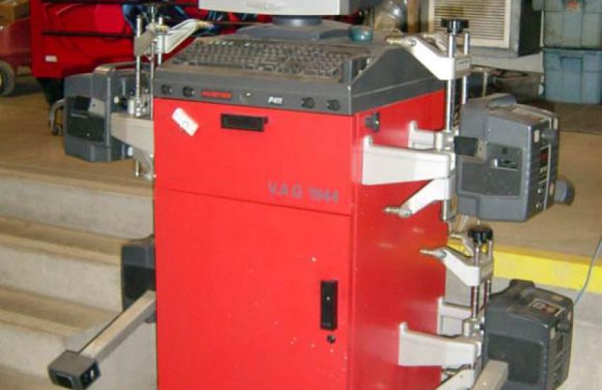 стенд сход-развала