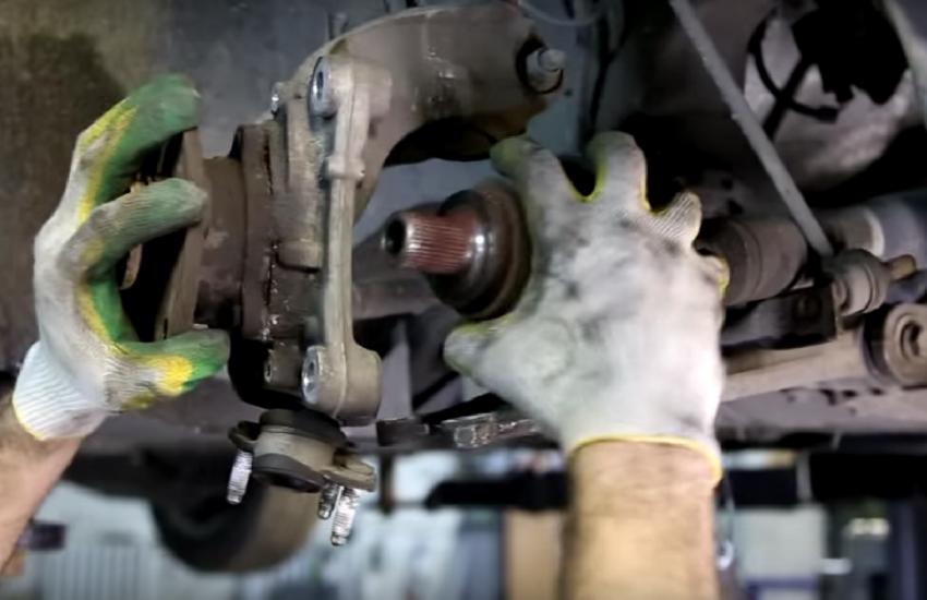 демонтаж рычагов подвески