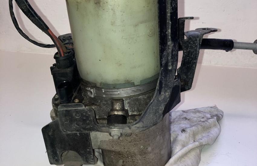 Разборка деталей ЭУР на рейке