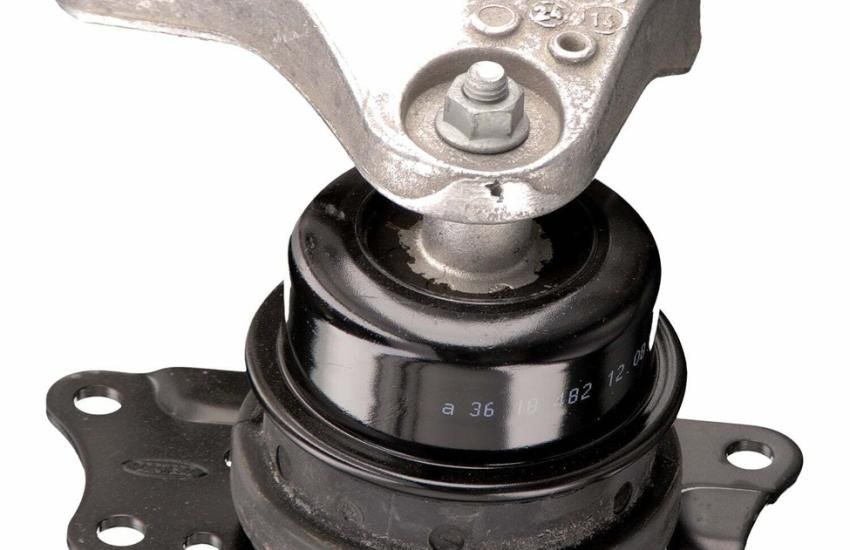 Новая верхняя опора двигателя