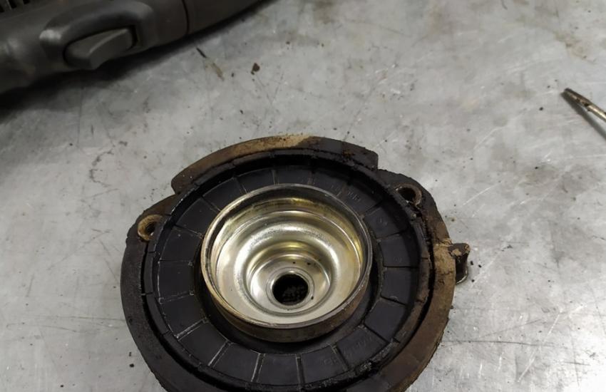 Установка опорных подшипников Фольксваген