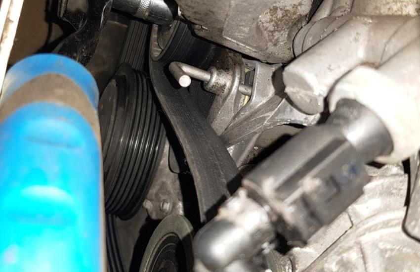 Замена приводного ремня Фольксваген