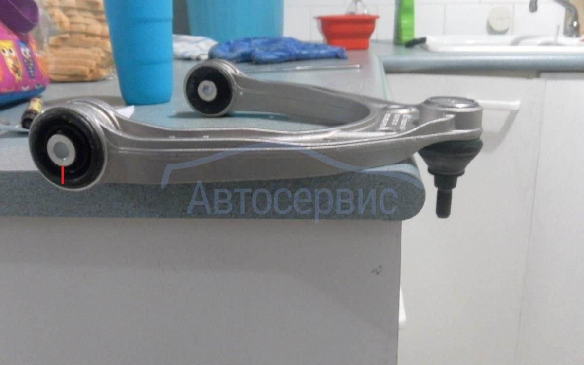замена верхнего рычага туарег